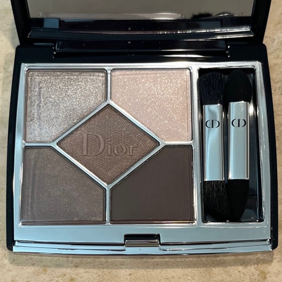 AUTHENTIC DIOR NEW 5 EYESHADOW PALETTE - Picture 1 of 6